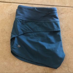 Lululemon shorts sz 6